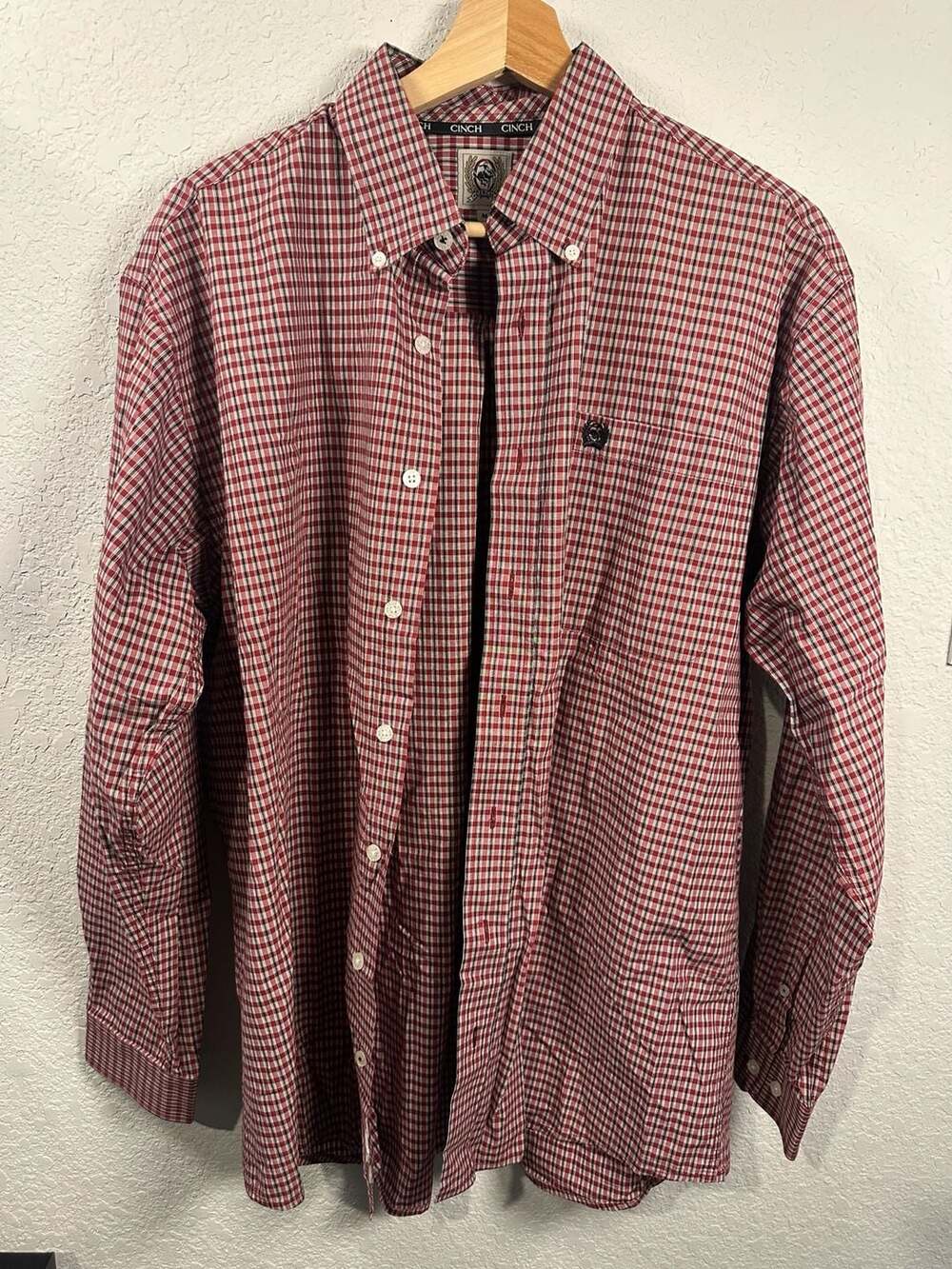Cinch Mens Red Plaid Long Sleeve Button Down Shirt Size M